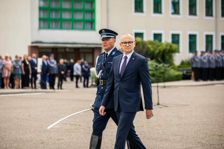Minister Poboży w WSPol w Szczytnie: od 7 lat skutecznie modernizujemy polską policję