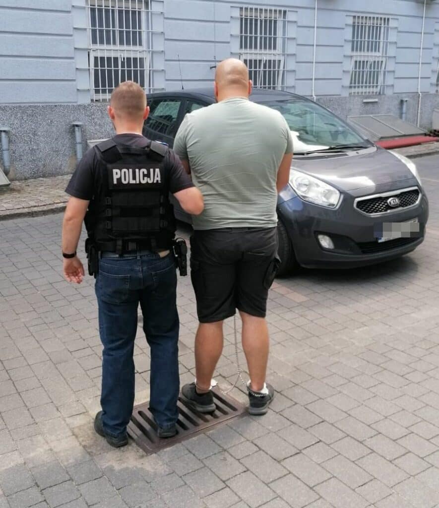 Dwóch pseudokibiców zatrzymanych po meczu Lechii Gdańsk. Jeden na terenie powiatu olsztyńskiego