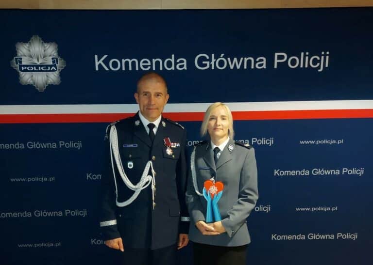 St. sierż. Barbara Rogozińska z Olsztyna w gronie laureat&oacute;w konkursu &bdquo;Policjant, kt&oacute;ry mi pom&oacute;gł&rdquo;