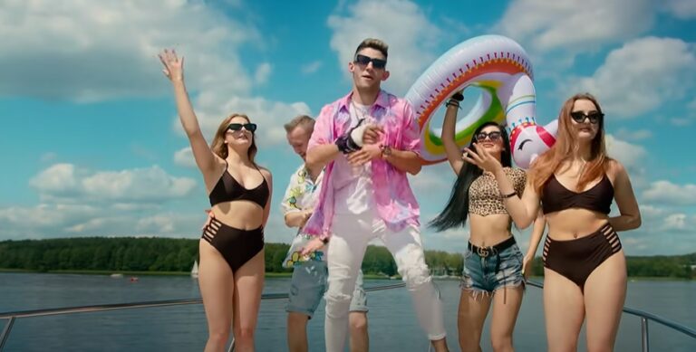 Wakacyjny hit Tik Toka nagrywany w Olsztynie. Nawet Magda Gessler już tańczy