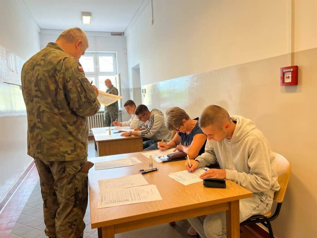 Ponad 80 osób rozpoczęło szkolenie wojskowe w 4. Warmińsko-Mazurskiej Brygadzie Obrony Terytorialnej