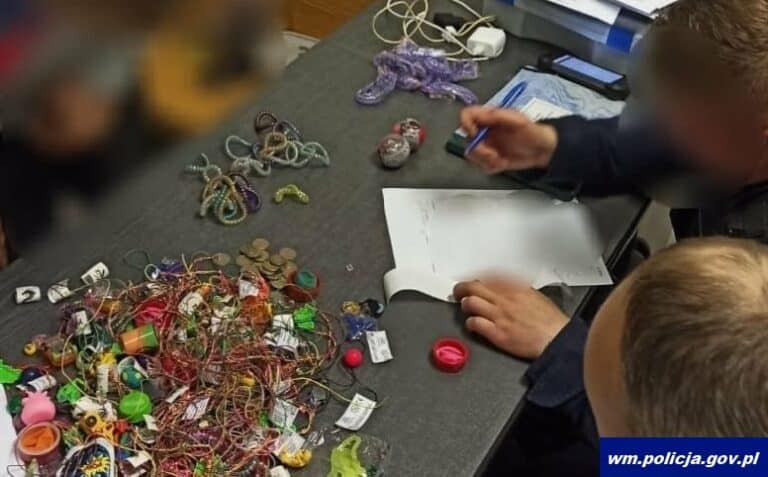17-latek włamał się do automatu do gier i ukradł zabawki