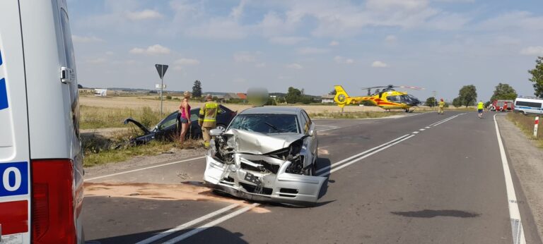 Zagapił się? 18-latek doprowadził do czołowego zderzenia