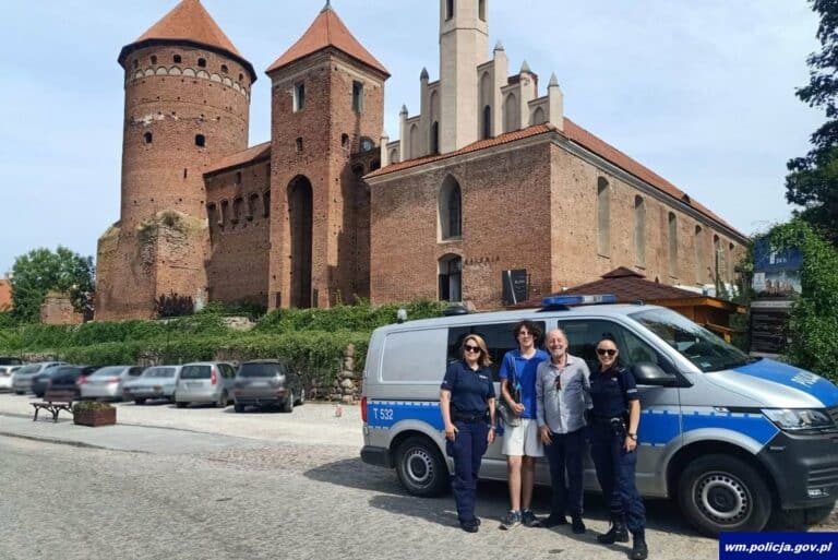 Policjantki z Reszla pomogły odnaleźć telefon amerykańskiego producenta filmowego