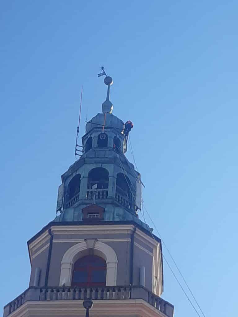 Nieco ponad 100 tys. złotych może kosztować przywrócenie zwieńczenia ratuszowej wieży do pierwotnego stanu Urząd Miasta Olsztyna Olsztyn, Wiadomości
