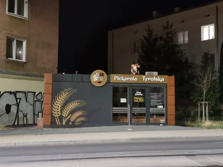 Właściciel Piekarni Tyrolska musi oddać dzierżawiony od miasta teren. Niedawno wydał 300 tys. zł na nowy pawilon