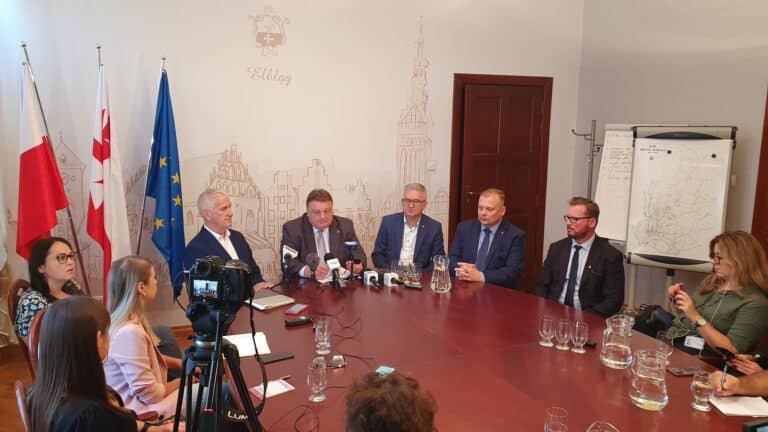 Samorządowcy o przekopie Mierzei: szansa na rozwój regionu. Żeglarze: zapewni dostęp do wód morskich