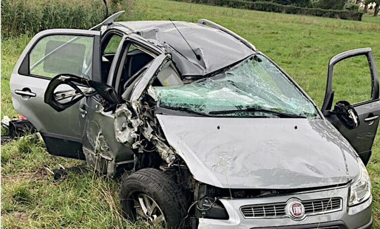 Pasażer został przetransportowany do szpitala natomiast kierowca został zatrzymany w policyjnej celi