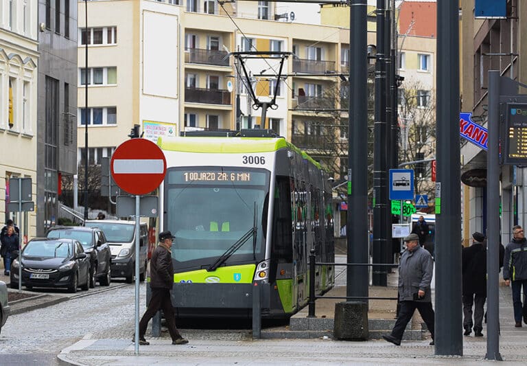 Tramwaje mogą kosztować nawet 100 mln zł więcej? Nerwowe ruchy prezydenta Grzymowicza