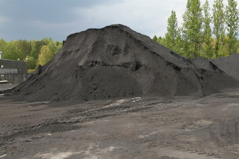 Jaka cena? MPEC Olsztyn wystawia na aukcję 300 ton węgla-groszku