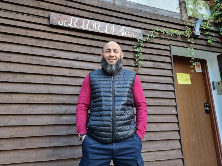 hostel olsztyn aslanbek saidov