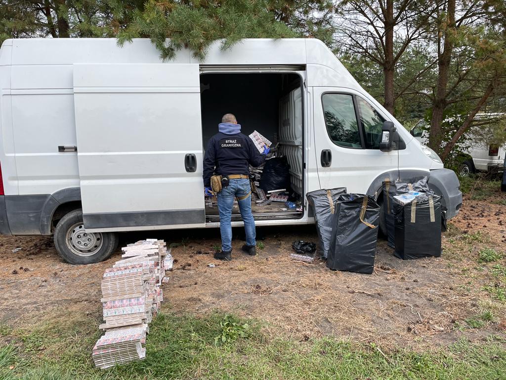 Grupa przestępcza rozbita. Zatrzymano 13 celników, którzy przymykali oko na transport z Kaliningradu przemyt Bartoszyce, Wiadomości