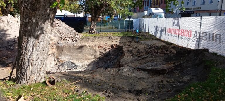 Znaleziono pierwsze artefakty w miejscu braniewskiego ratusza