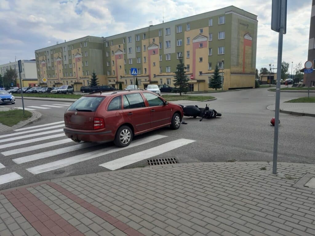 Motorowerzysta w szpitalu przez jedną z najczęstszych przyczyn wypadków drogowych wypadek Bartoszyce, Wiadomości