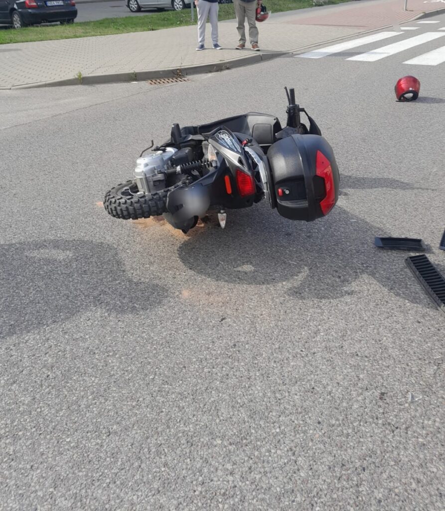 Motorowerzysta w szpitalu przez jedną z najczęstszych przyczyn wypadków drogowych wypadek Bartoszyce, Wiadomości
