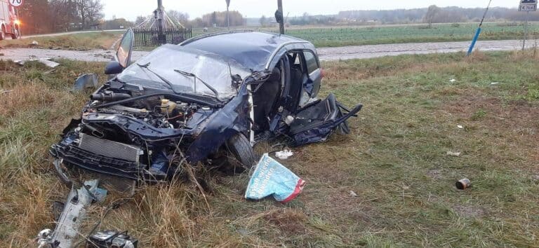 Pięć młodych osób rannych w wypadku