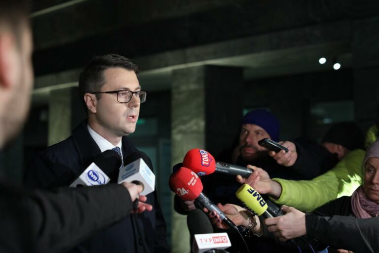 Polska podnosi gotowość bojową armii