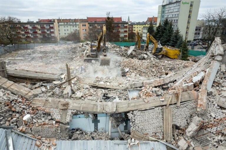 Metamorfoza w Olsztynie przy ul. Głowackiego. Wiemy co tu powstanie