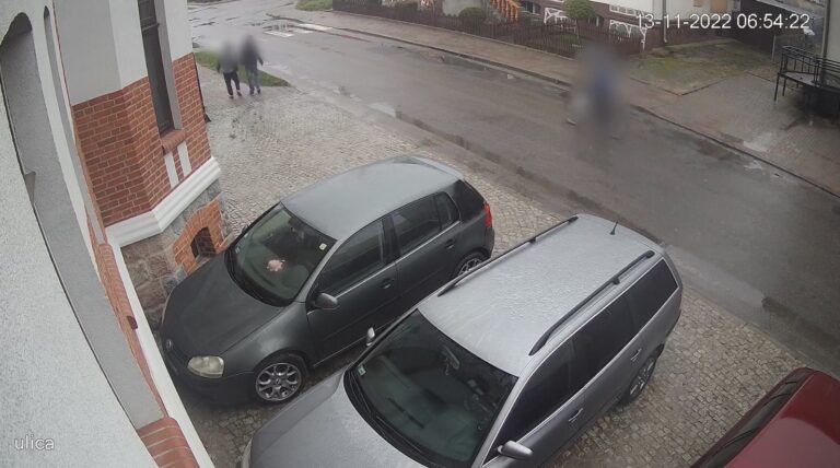 22-latek wyrwał torebkę kobiecie, która jechała rowerem do kościoła. W stanie ciezkim trafila do szpitala