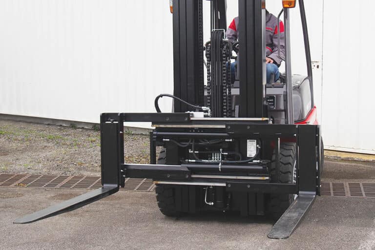 Próba szczelności układu hydraulicznego wózka widłowego – na czym polega?