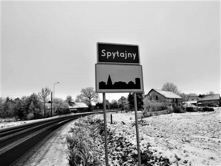 Prokuratura ujawnia okoliczności potwornej śmierci małżeństwa ze wsi Spytajny