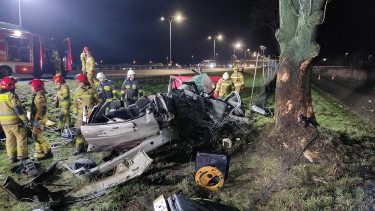 W okresie świątecznym na drogach zginęło osiem osób