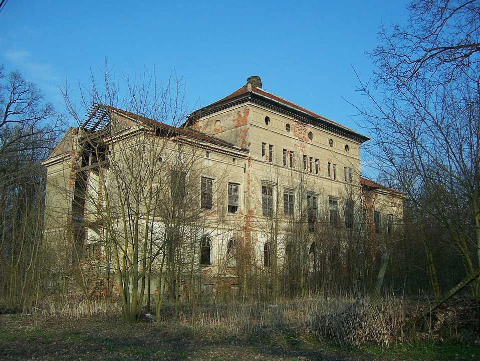 Mazurski pałac budzi grozę. Ruiny skrywają straszną historię historia Olsztyn, Wiadomości, zShowcase