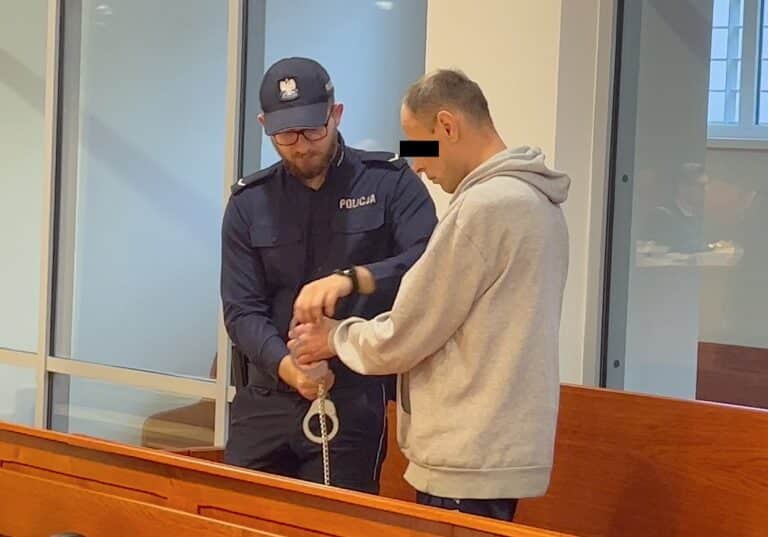 Ruszył proces w sprawie o zbrodnię sprzed kilkunastu lat. Zbigniewowi P. jest oskarżony o zabójstwo kobiety