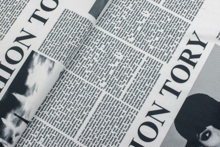 Informacje w gazecie i internecie – dlaczego warto czytać oba źródła?