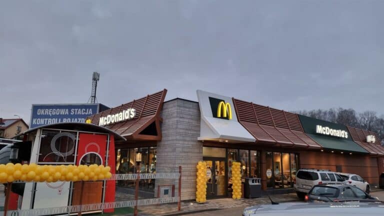 McDonald&rsquo;s przy al. Sikorskiego w Olsztynie już otwarty