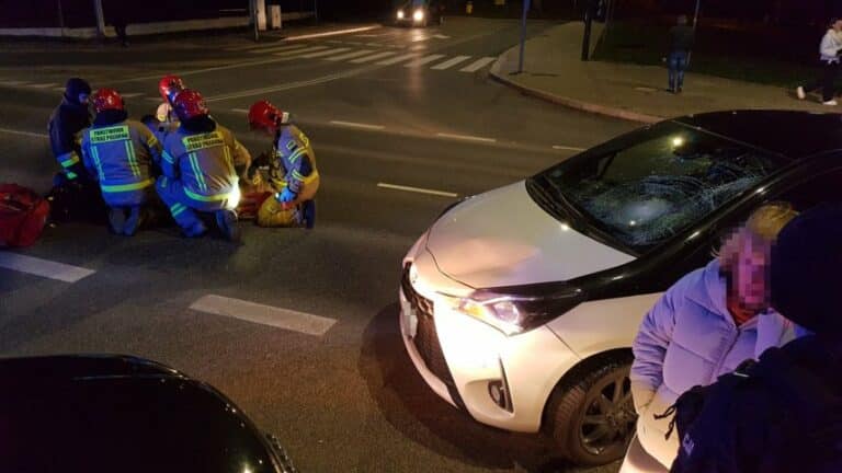 Olsztyn. 35-letnia kobieta potrącona na oznakowanym przejściu dla pieszych