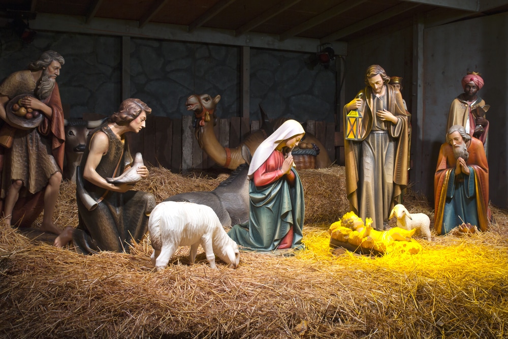 W szopce bożonarodzeniowej w Jezioranach wandal urwał Jezusowi głowę religia Olsztyn, Wiadomości