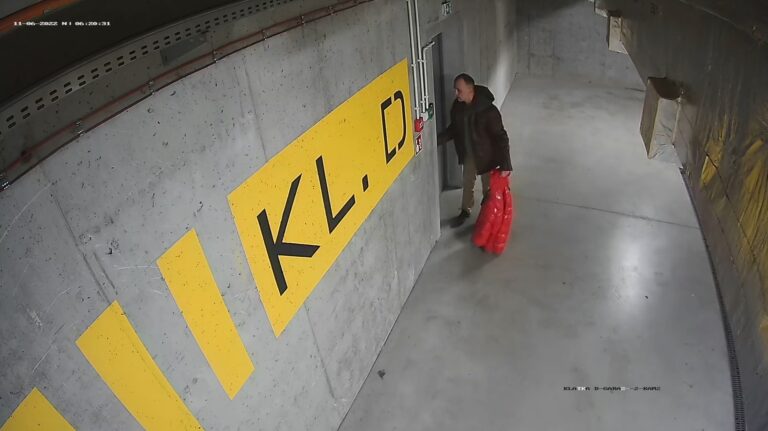 Takiego nagrania z Olsztyna jeszcze nie było. Mężczyzna odjechał z uśmiechem na twarzy