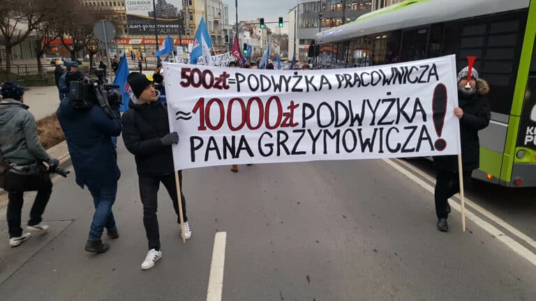 Absurd? Prezydent Grzymowicz dla siebie zrobił podwyżkę 20 razy większą niż dał pracownikom