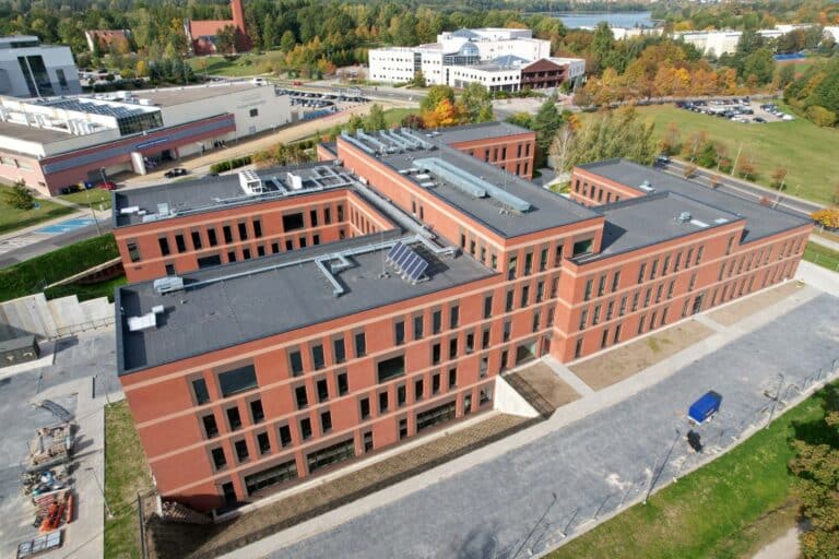 Nowy rok akademicki studenci UWM rozpoczną w nowym budynku