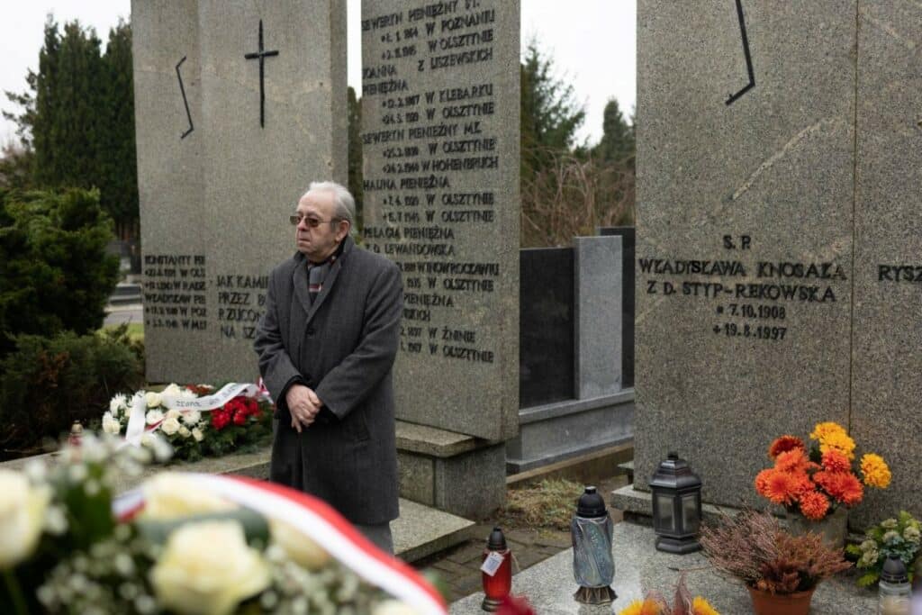 Dziennikarze tradycyjnie odwiedzili grób Seweryna Pieniężnego kultura Olsztyn, Wiadomości