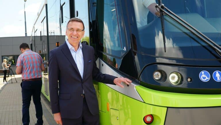 Olsztyn bez dodatkowych tramwaj&oacute;w. Do porozumienia nie doszło, szansa przepadła