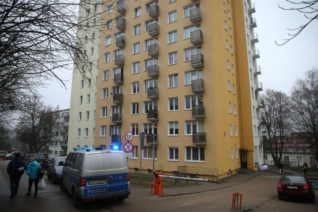 Dramatyczna akcja w jednym z wieżowców przy ulicy Żołnierskiej w Olsztynie próba samobójcza Olsztyn, Wiadomości