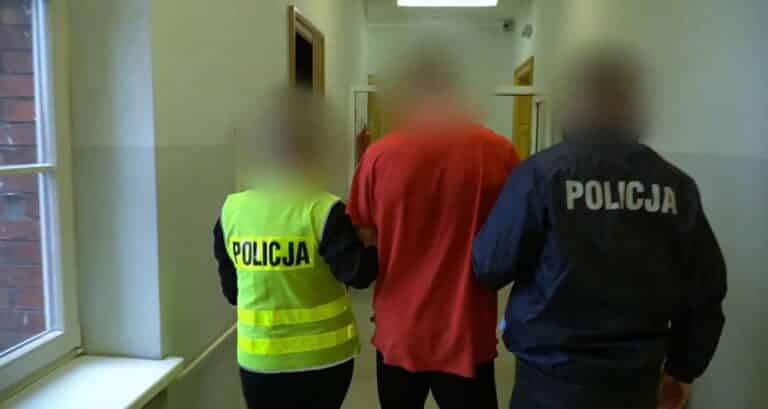 Policjanci z Wydziału Zabezpieczenia Miasta w Olsztynie zatrzymali na gorącym uczynku mężczyznę