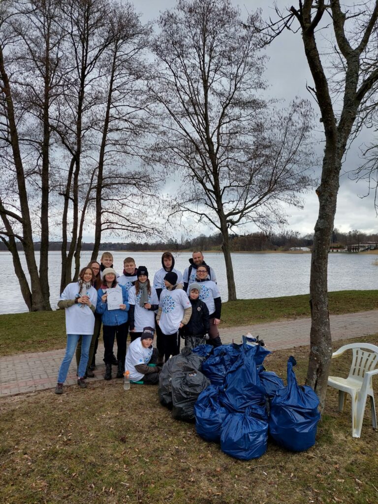 Śmieciowe niespodzianki w Olsztynie. Akcja "Czysta rzeka" przyniosła spektakularne efekty przyroda Olsztyn, Wiadomości, zShowcase