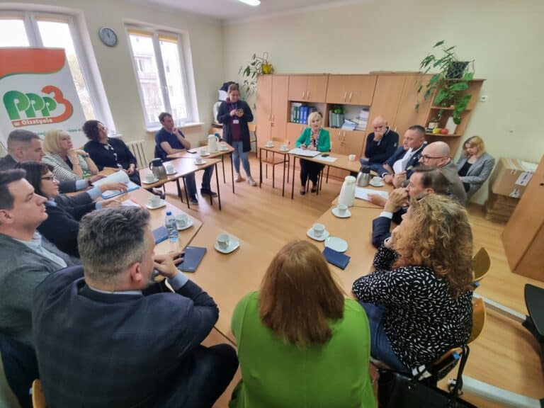 Lidia Staroń zorganizowała okrągły stół. Trwa walka o uratowanie „perły Warmii”