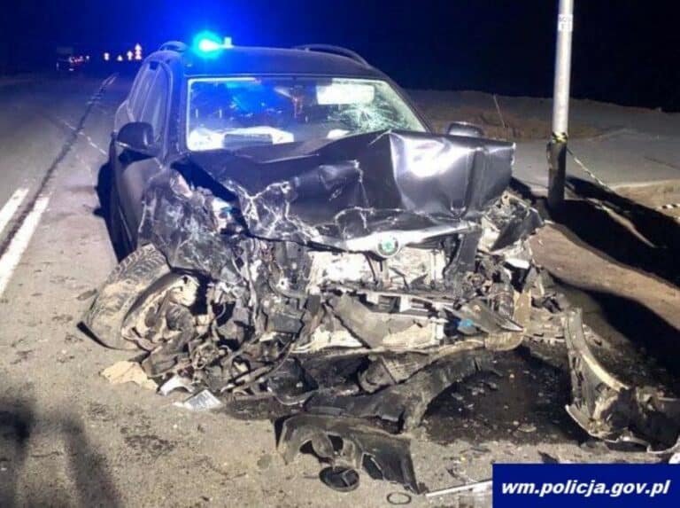 Wypadek drogowy. Skutki braku doświadczenia i trzeźwości kierowcy