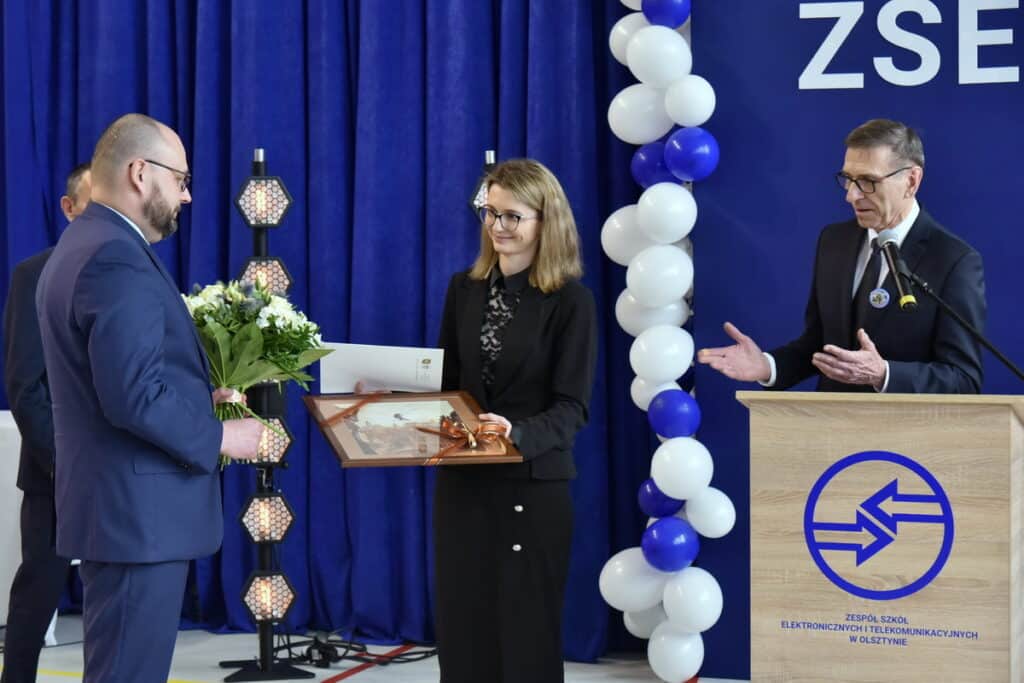 45 lat doskonałości — Elektronik świętuje jubileusz szkoła Olsztyn, Wiadomości, zShowcase