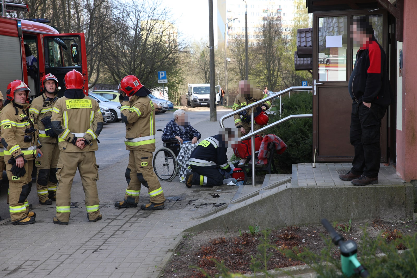 Pożar w wieżowcu wywołany przez stary telewizor. Ewakuowano małżeństwo emerytów pożar Olsztyn, Wiadomości