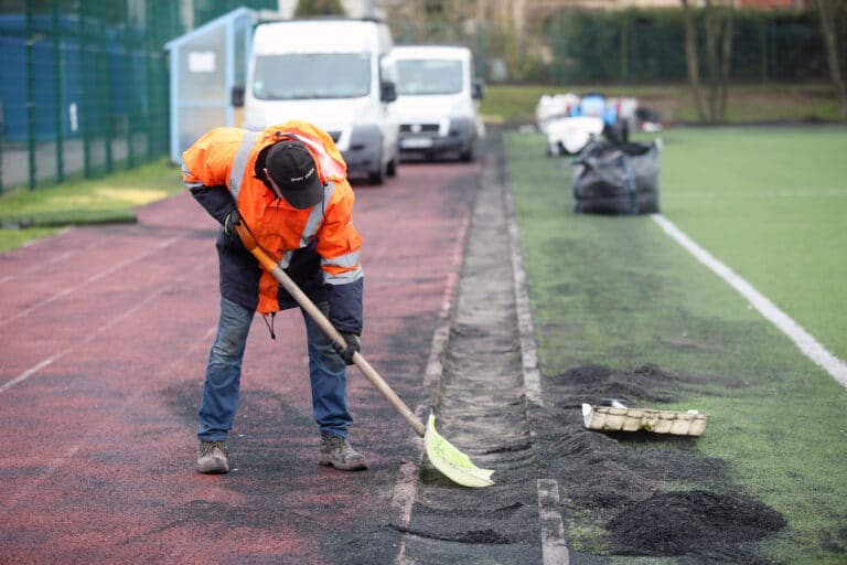 Po 17 latach rusza przebudowa boiska na Dajtkach
