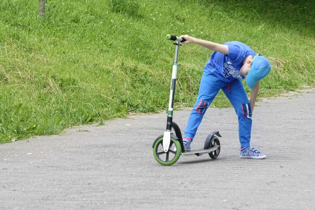 11-latek na hulajnodze potrącony na przejściu dla pieszych ruch drogowy Wiadomości, Bartoszyce, TOP, Węgorzewo, zemptypost, zPAP