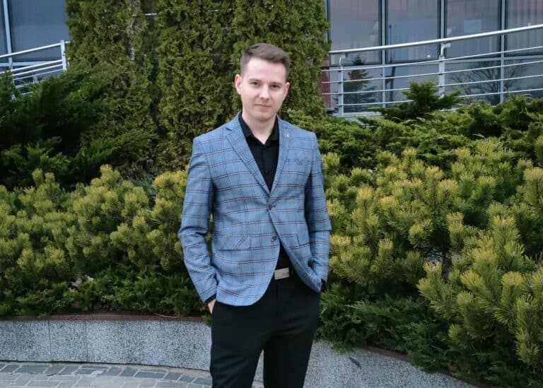 Młody naukowiec z UWM zdobywa dofinansowanie w konkursie „Perły Nauki