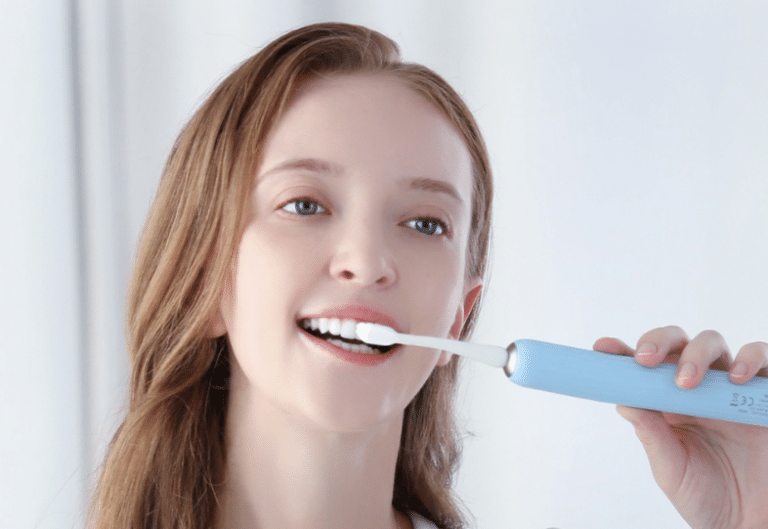 Zadbaj o zęby: rewolucyjna szczoteczka NX 7000 w promocyjnej cenie