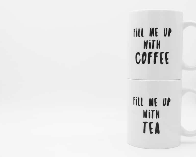 Czym się charakteryzują magic mugs?