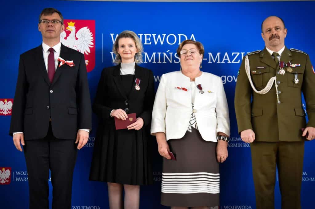 Odznaczenia w rocznicę uchwalenia Konstytucji 3 Maja Olsztyn, Wiadomości, zShowcase